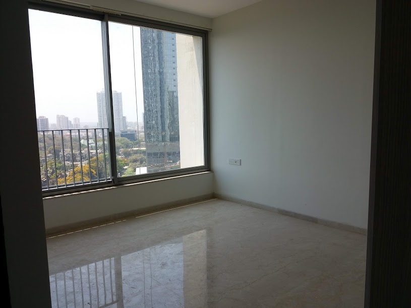 3 BHK Semi Furnished in Oberoi Esquire , Goregaon East